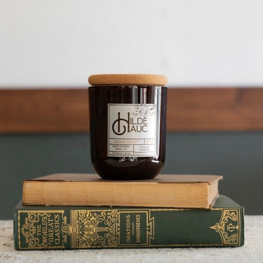 Black Violet Candle 10oz